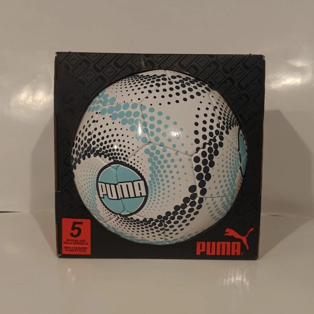 PUMA SOCCER BALL WHITE BLUE AND NAVY SIZE 5 OS NEW IN BOX ALL CONDITIONS